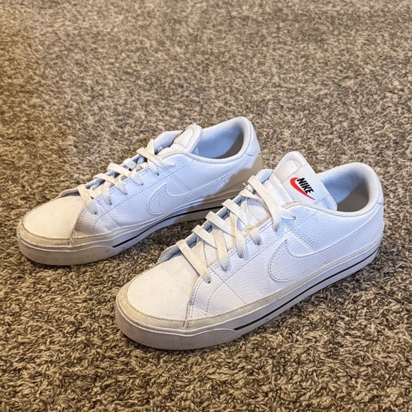 Men’s Nike court legacy - Picture 4 of 8